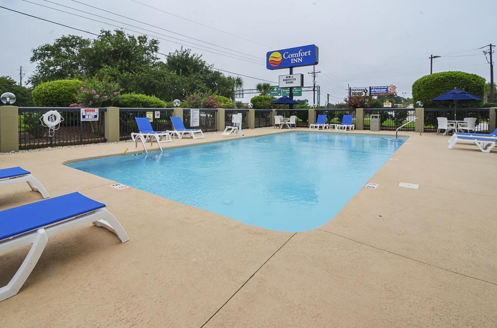 Comfort Inn University Wilmington Exterior foto