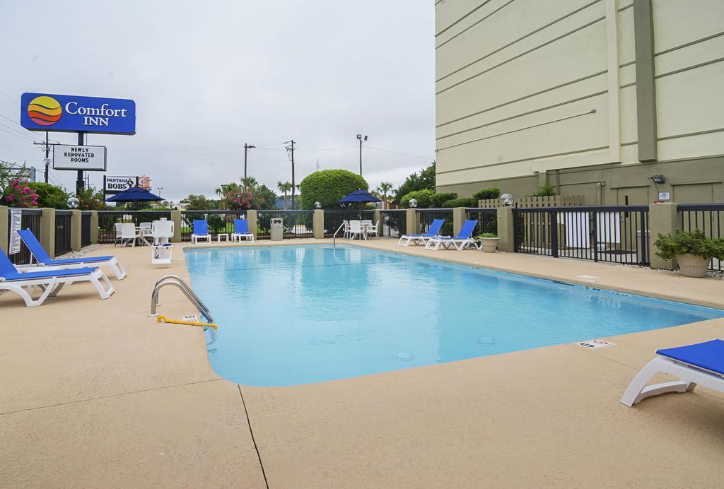 Comfort Inn University Wilmington Exterior foto